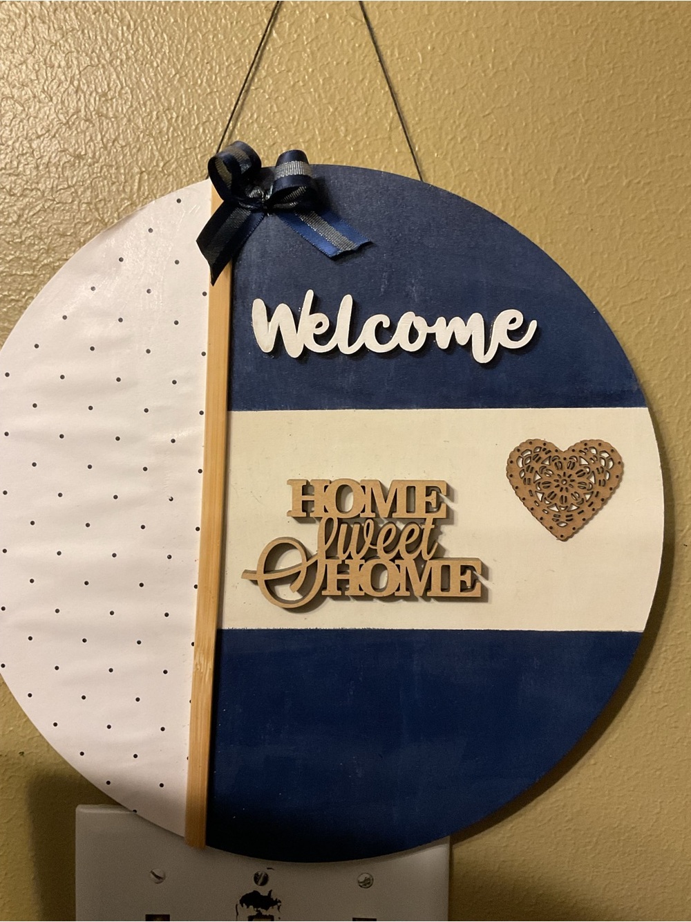 Welcome Home Round Wall Accent - Navy and White